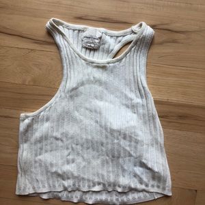 Silence and noise white tank